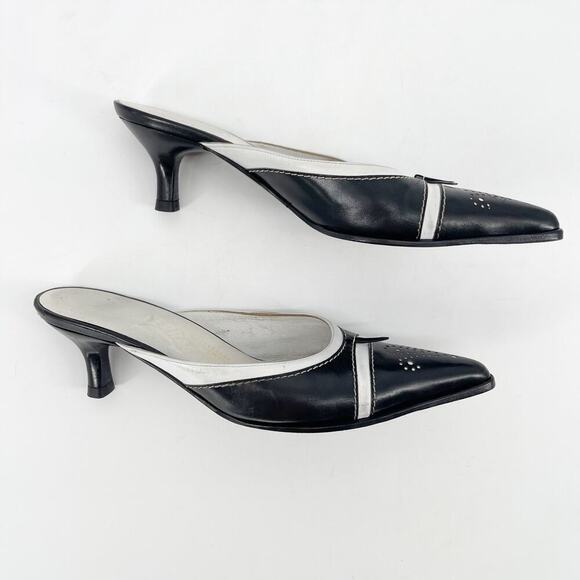 Vintage Salvatore Ferragamo Black White Brogue Detail Pointed Toe Mule size 7.5 - Picture 3 of 11